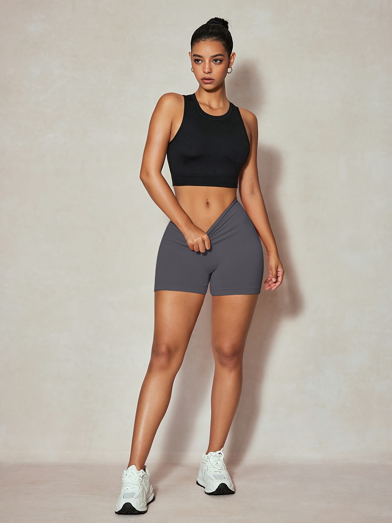 Short Deportivo En Gris Oscuro - Imagen 4